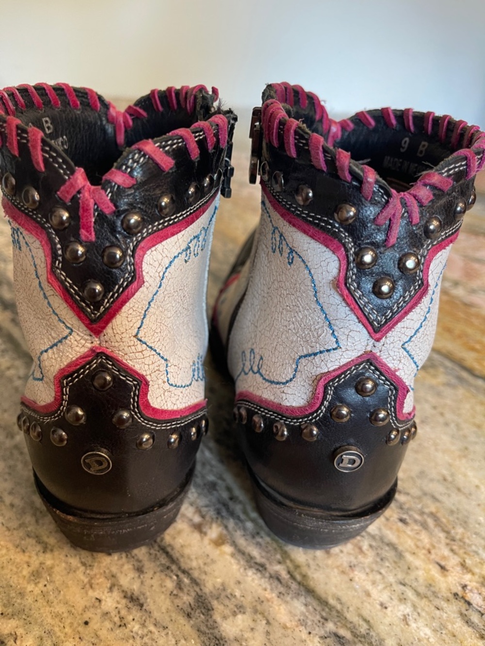 Double D Ranch Double Talk  
Ankle Boots Floral Embroidery 
Size 9 - Picture 7 of 9
